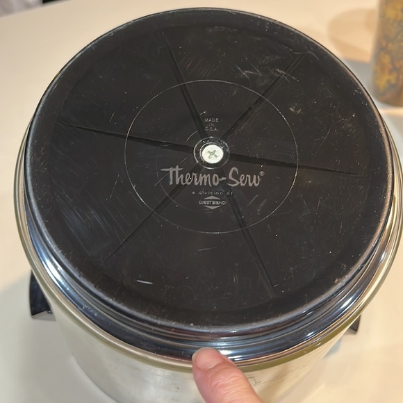 Vintage Thermo-Serv bundle ice bucket, server, mugs, tumblers - Picture 8 of 10